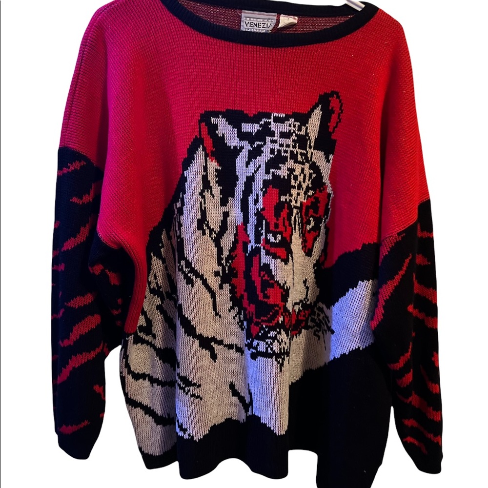 Súper cute tiger oversized sweater